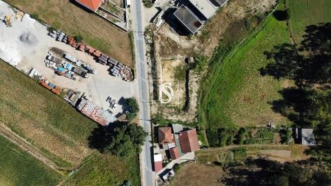Terreno para Venda em Perelhal