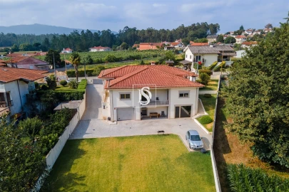 Moradia T3 para Venda em Ucha