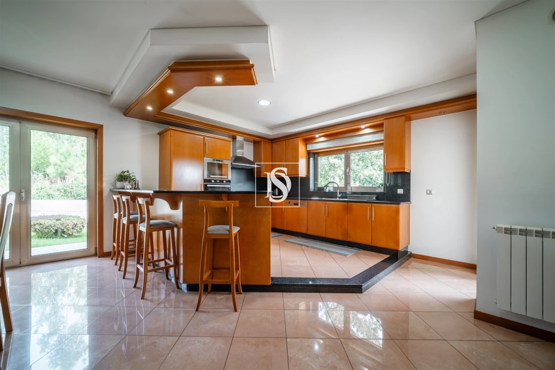 Moradia T3 para Venda em Ucha Foto 4