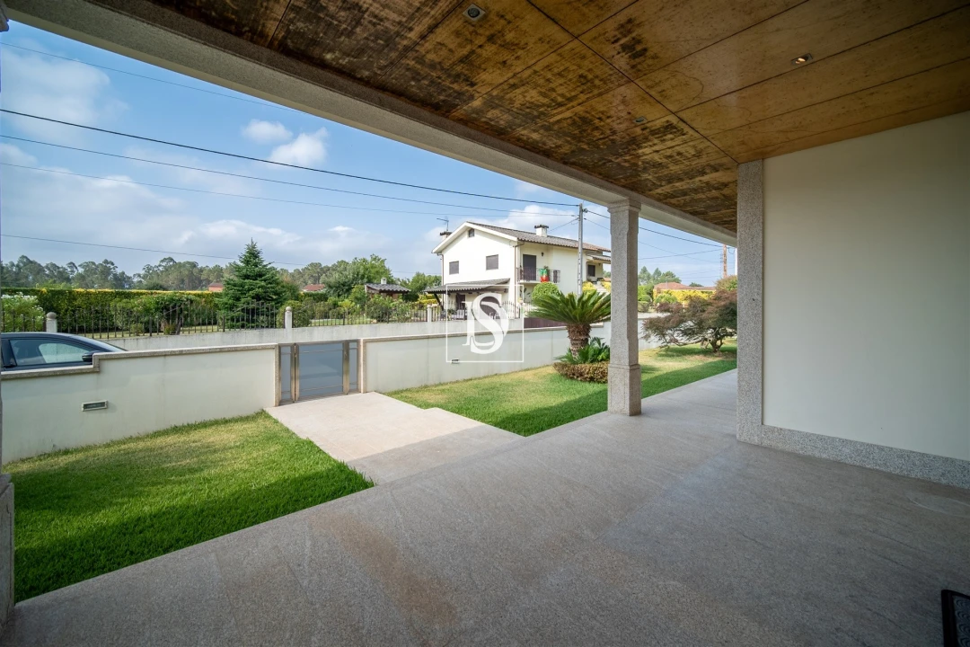 Moradia T3 para Venda em Ucha Foto 29