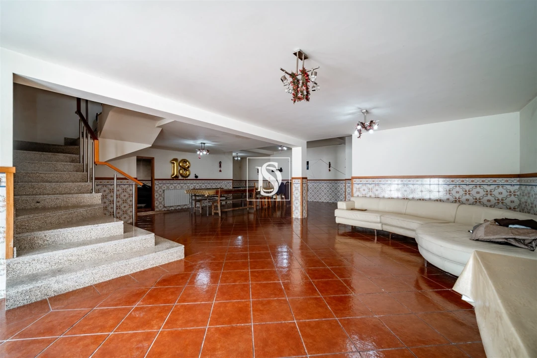 Moradia T3 para Venda em Ucha Foto 16