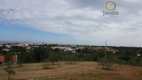 Terreno para Venda em Tavira (Santa Maria e Santiago)