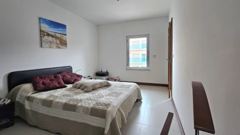 Apartamento T2 para Venda em Atouguia da Baleia