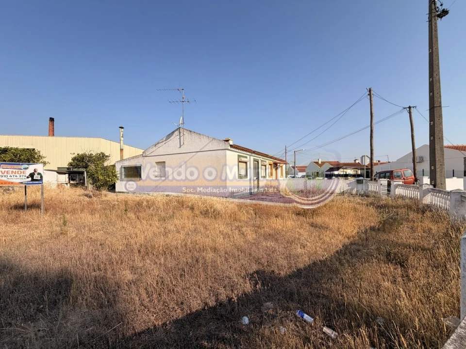 Moradia T2 para Venda em Samora Correia Foto 2