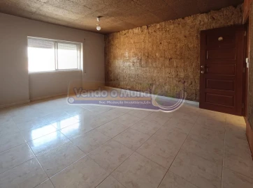 Apartamento T2 para Venda em Benavente