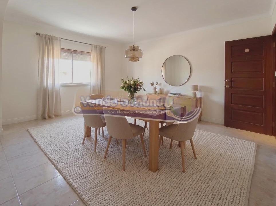 Apartamento T2 para Venda em Benavente Foto 5