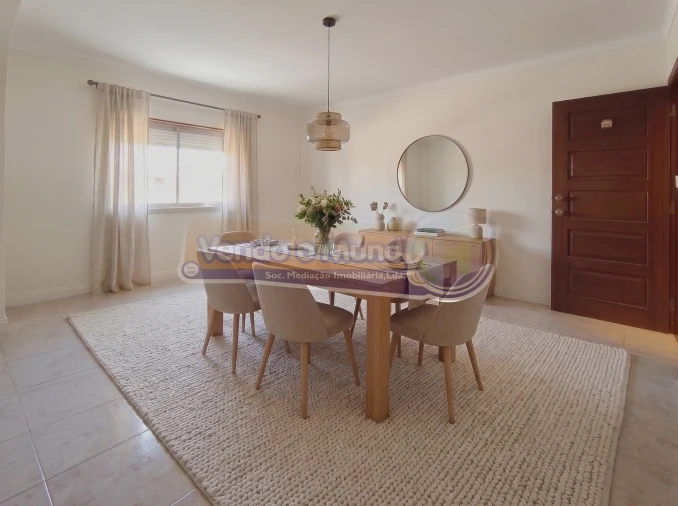 Apartamento T2 para Venda em Benavente Foto 5