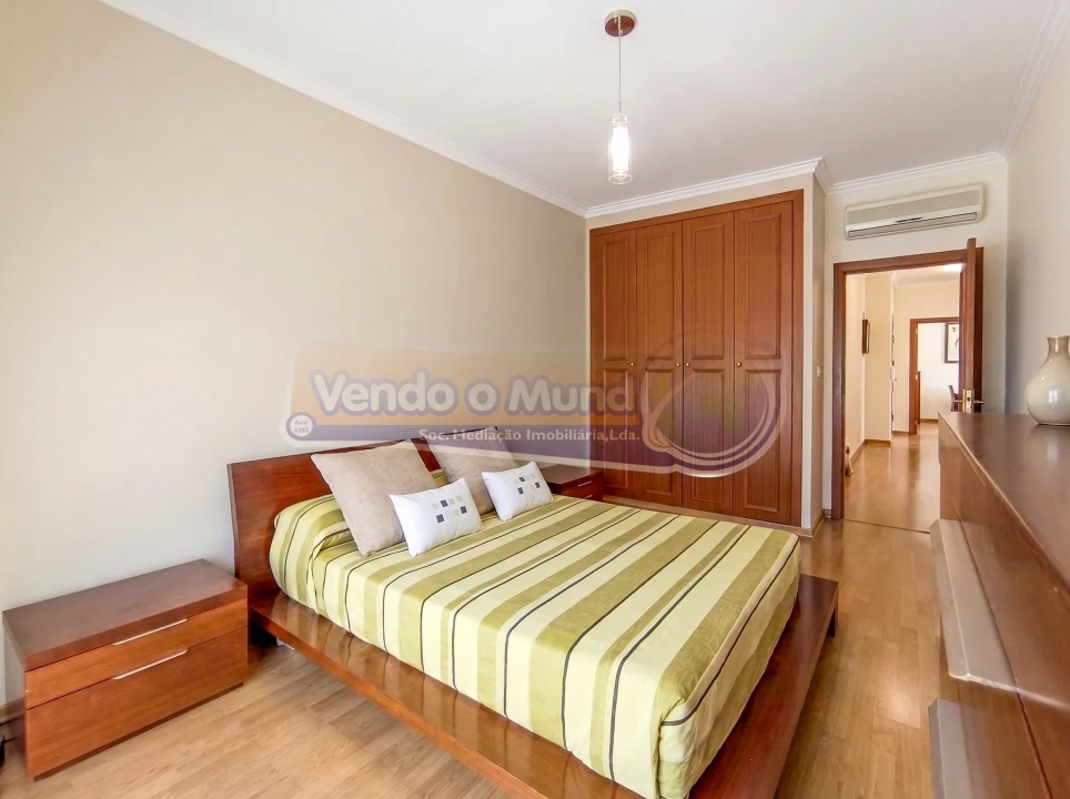 Apartamento T3 para Venda em Benavente Foto 11