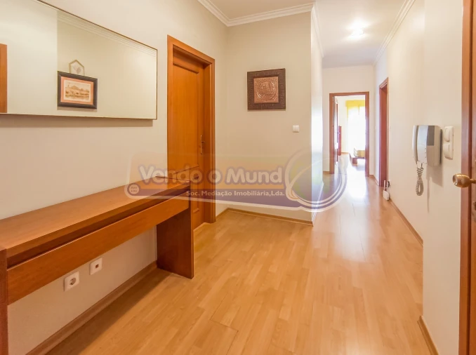 Apartamento T3 para Venda em Benavente Foto 7