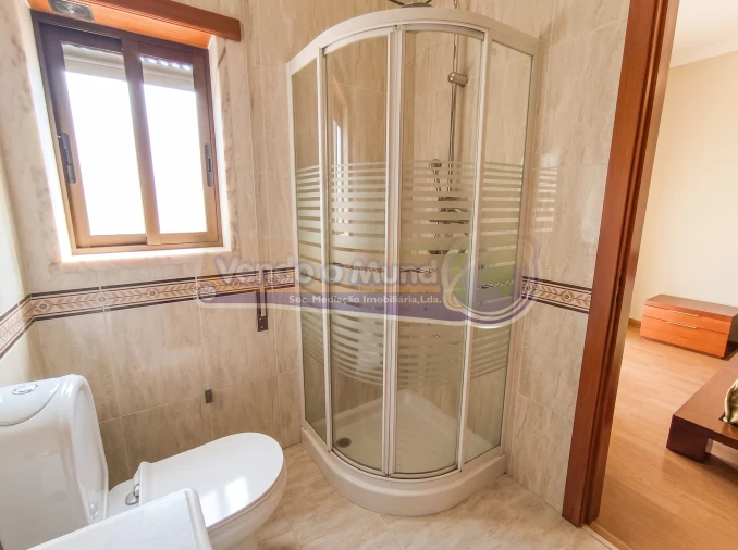 Apartamento T3 para Venda em Benavente Foto 10
