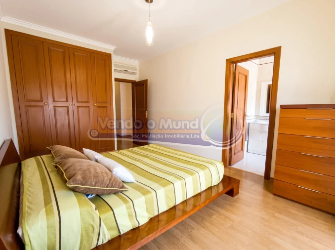 Apartamento T3 para Venda em Benavente Foto 9