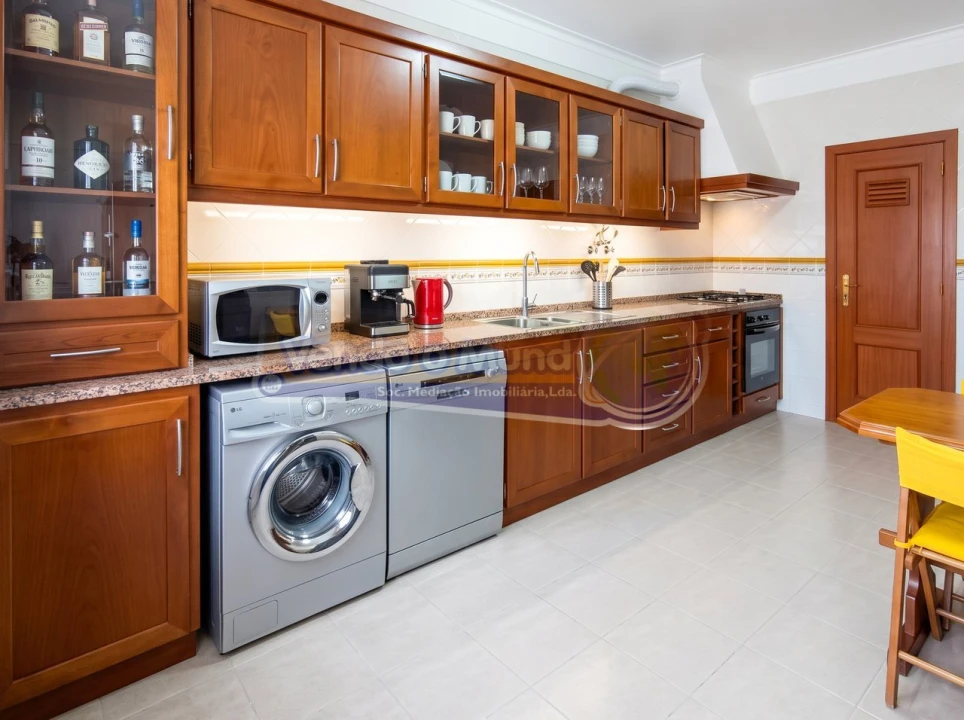 Apartamento T3 para Venda em Benavente Foto 5