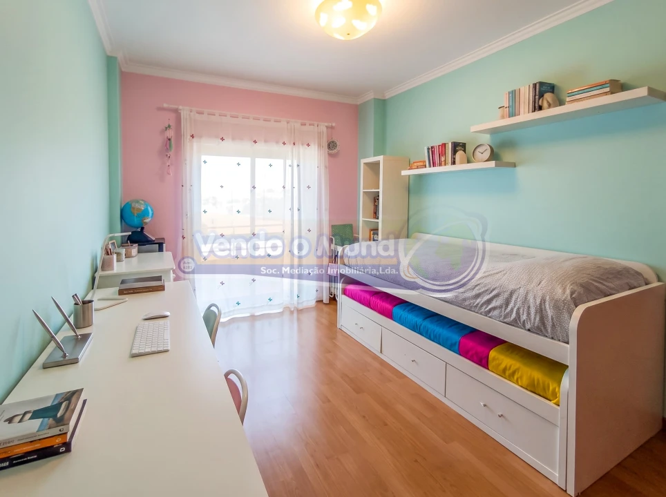 Apartamento T3 para Venda em Benavente Foto 12