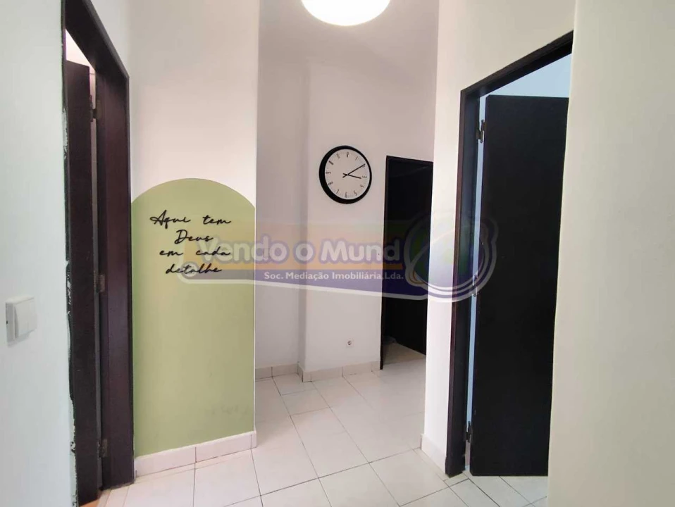 Apartamento T2 para Venda em Benavente Foto 8