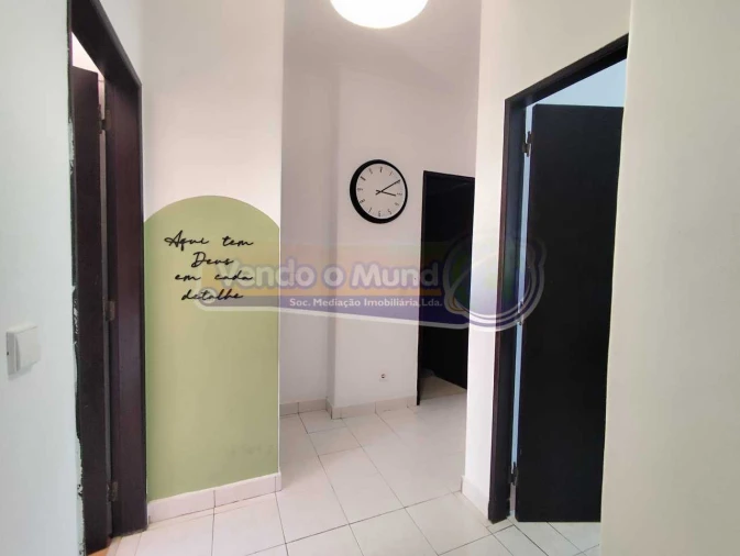 Apartamento T2 para Venda em Benavente Foto 8