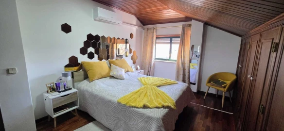Apartamento T3 para Venda em São João Baptista e Santa Maria dos Olivais