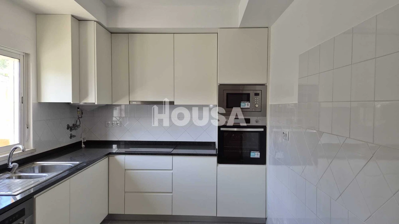 Moradia T3 para Venda em Parceiros e Azoia Foto 3