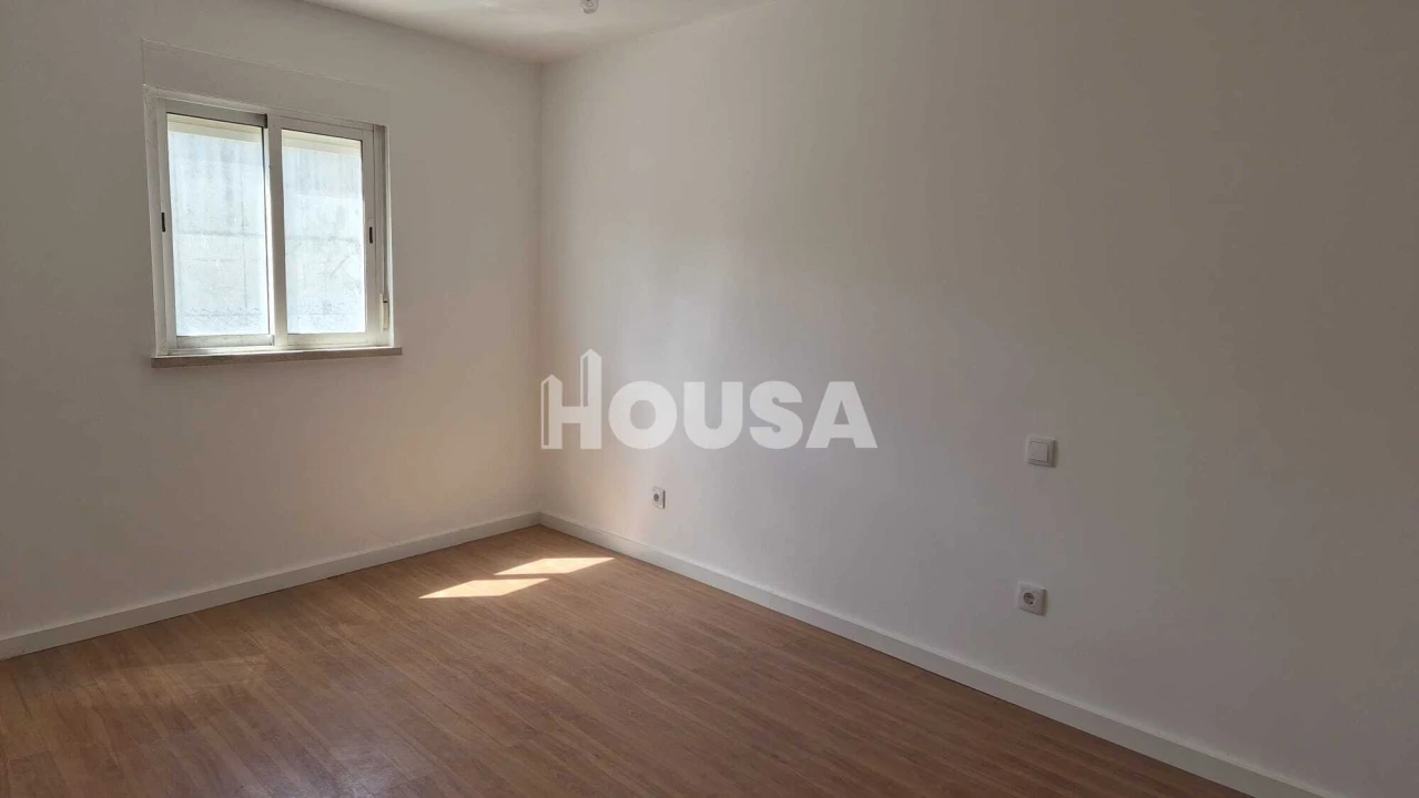 Moradia T3 para Venda em Parceiros e Azoia Foto 12