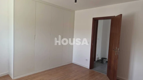 Moradia T3 para Venda em Parceiros e Azoia