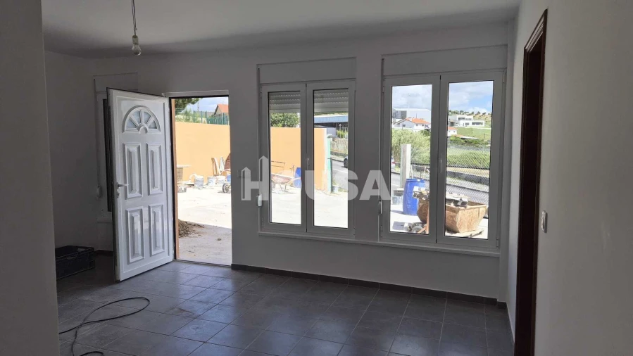 Moradia T3 para Venda em Parceiros e Azoia Foto 8