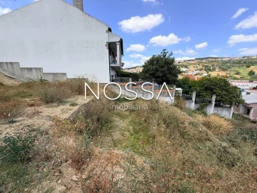 Moradia T4 para Venda em Alhandra, São João dos Montes e Calhandriz