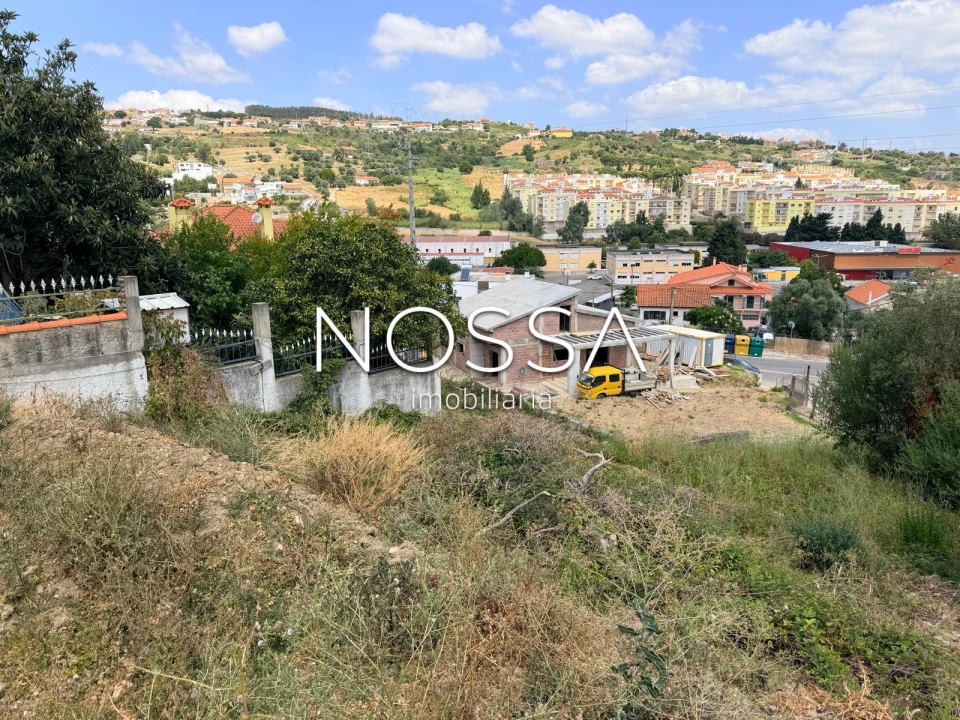 Moradia T4 para Venda em Alhandra, São João dos Montes e Calhandriz Foto 10