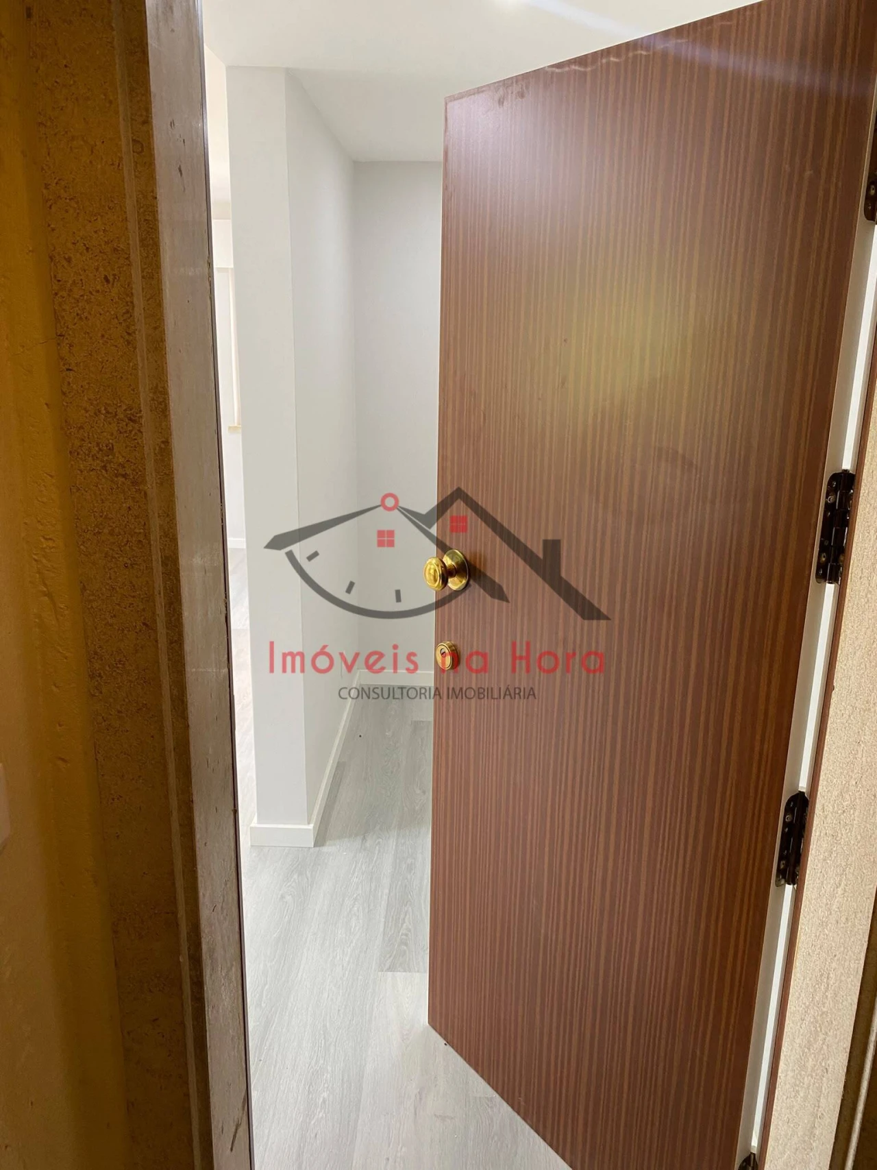 Apartamento T2 para Venda em Corroios Foto 2