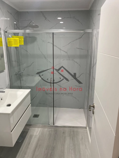 Apartamento T2 para Venda em Corroios