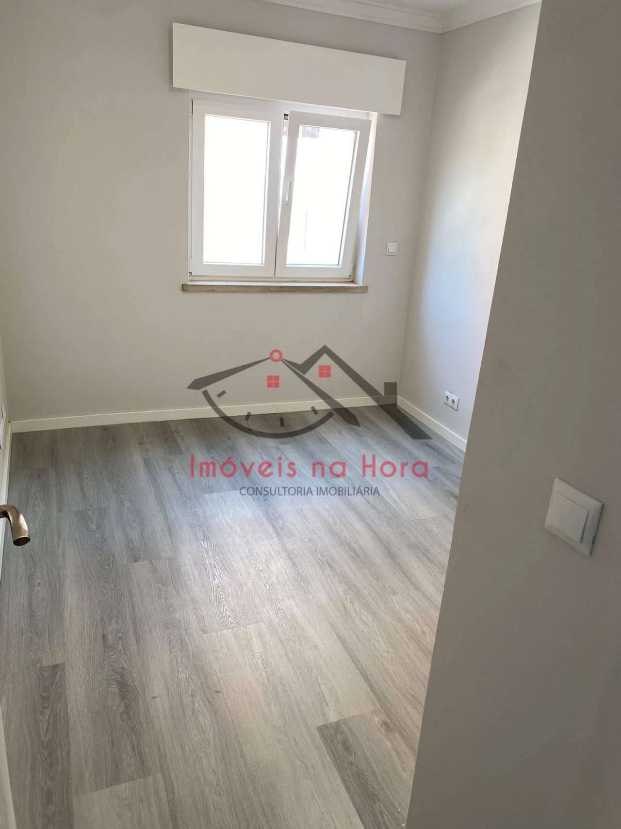 Apartamento T2 para Venda em Corroios Foto 7