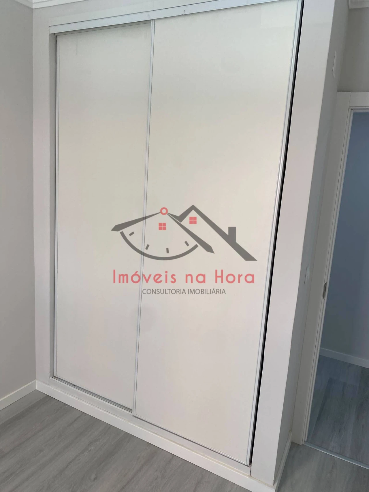 Apartamento T2 para Venda em Corroios Foto 11