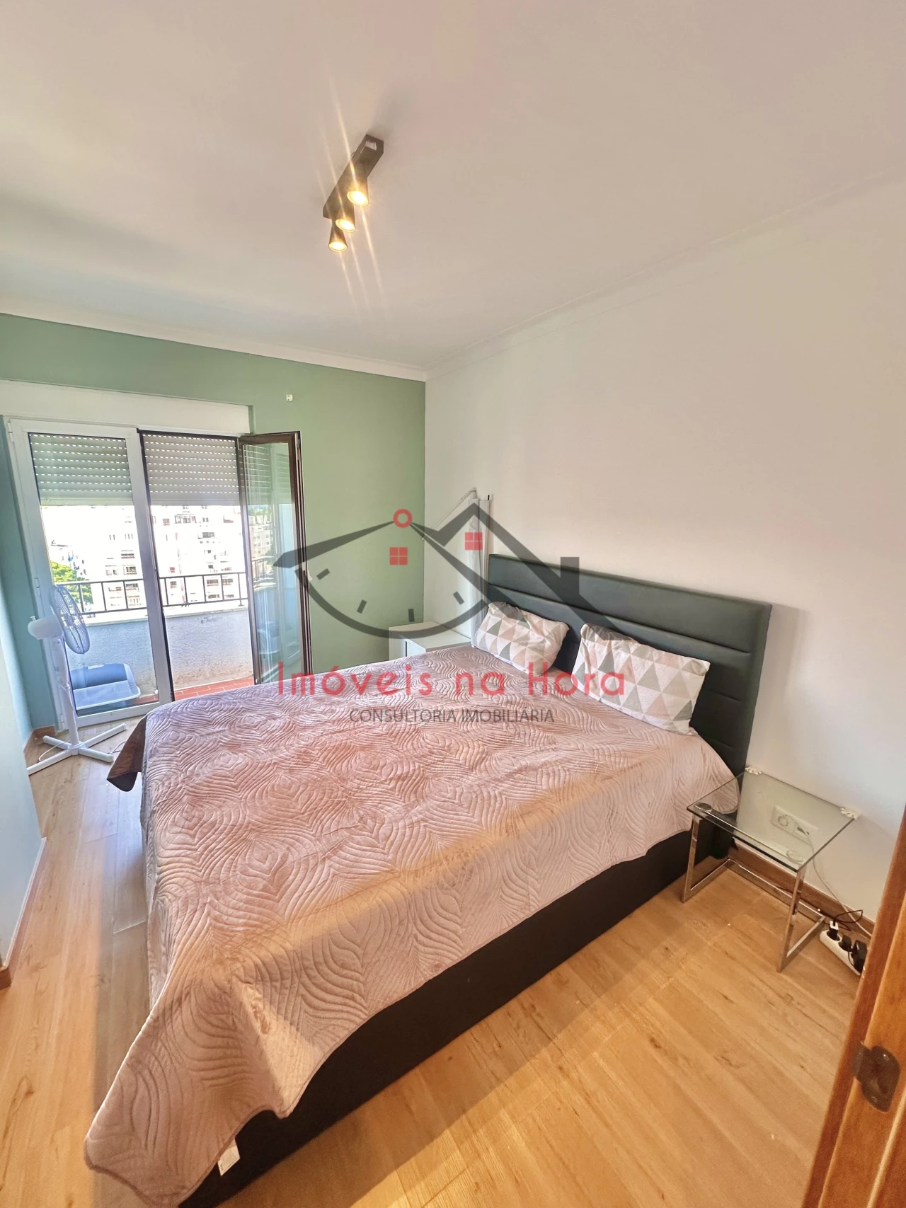 Apartamento T3 para Venda em Rio de Mouro Foto 16