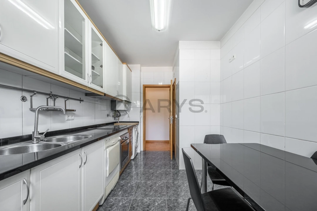 Apartamento T2 para Venda em Gualtar Foto 6
