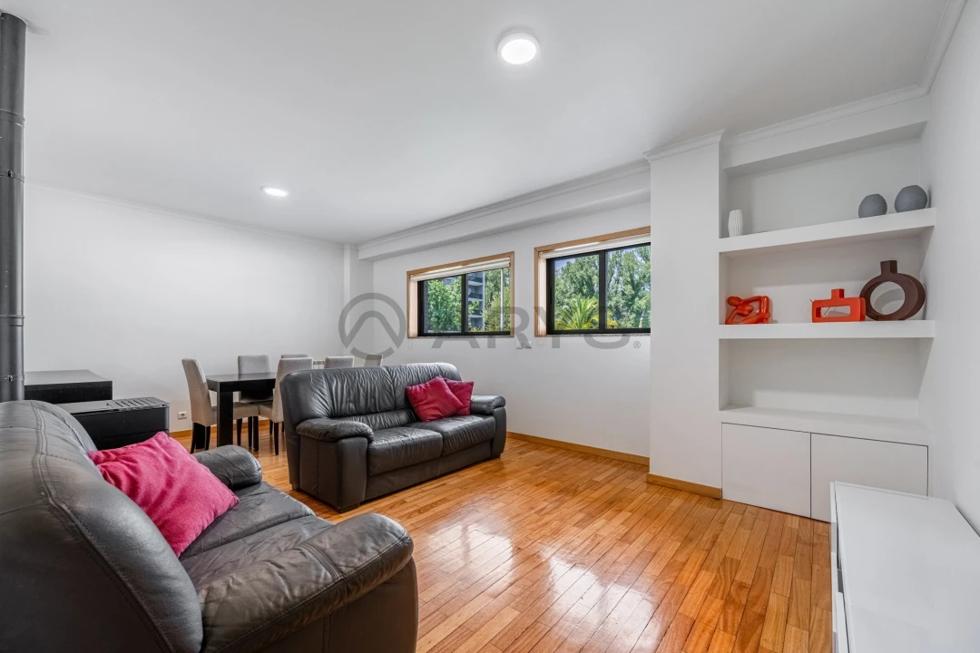 Apartamento T2 para Venda em Gualtar Foto 1