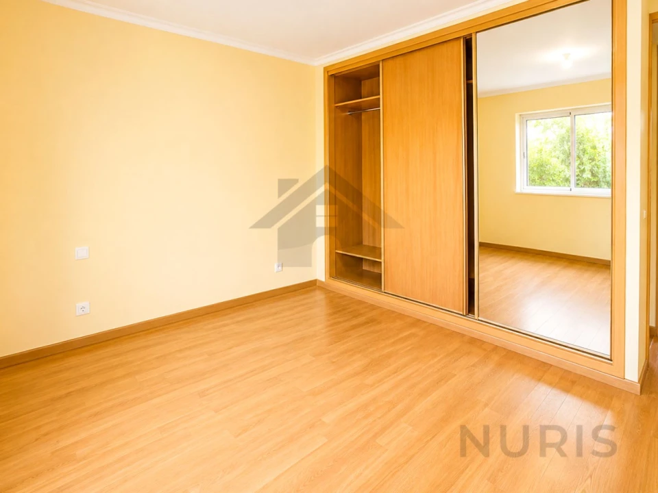 Apartamento T2 para Venda em Alvor Foto 14