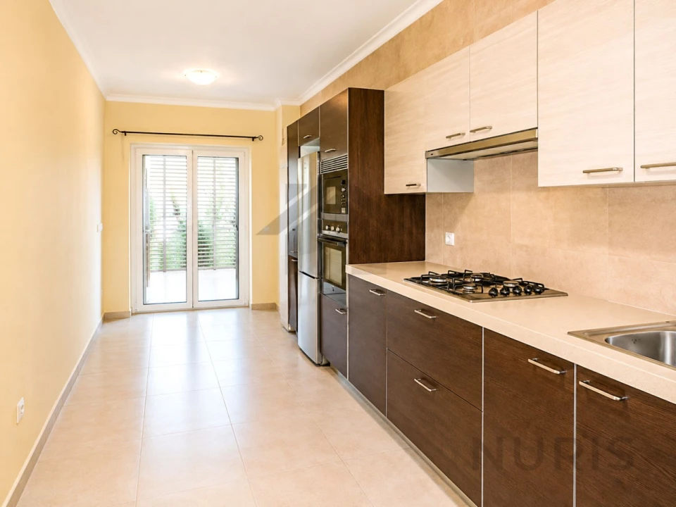 Apartamento T2 para Venda em Alvor Foto 4