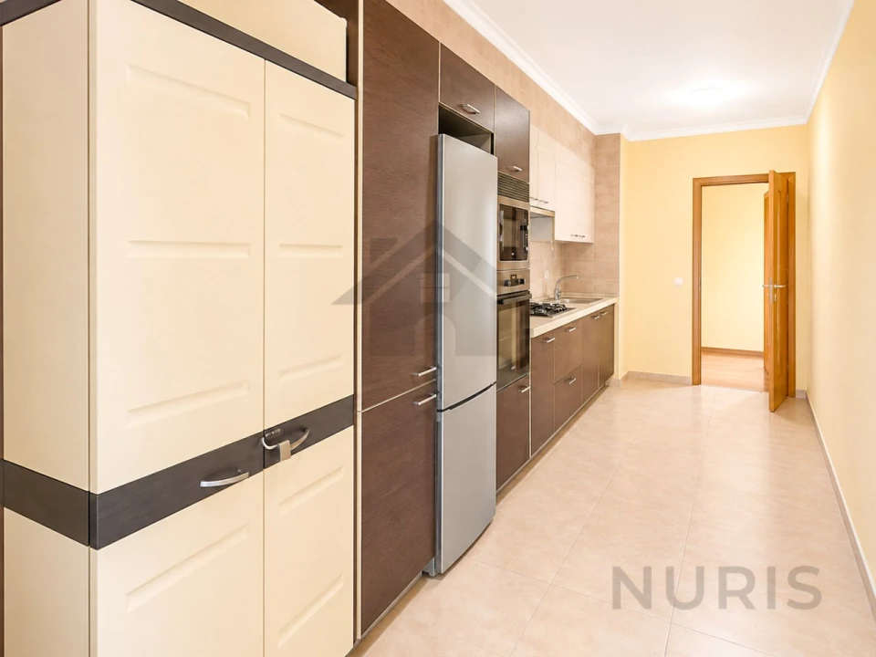 Apartamento T2 para Venda em Alvor Foto 5