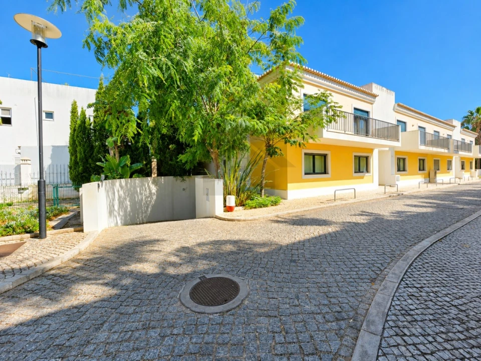 Apartamento T2 para Venda em Alvor Foto 20