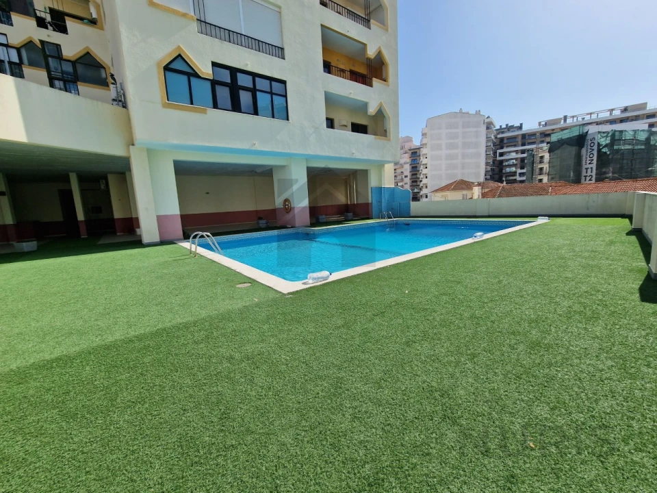 Apartamento T1 para Arrendamento em Portimão Foto 10