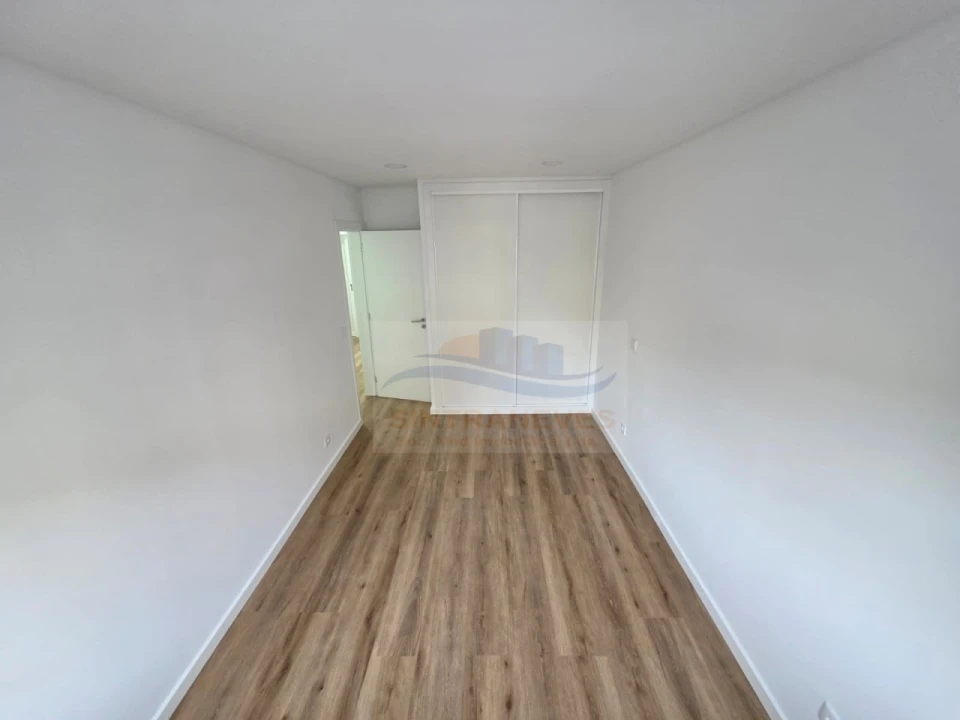 Apartamento T2 para Venda em Alverca do Ribatejo e Sobralinho Foto 7