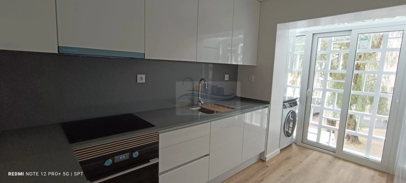 Apartamento T2 para Venda em Alverca do Ribatejo e Sobralinho Foto 1