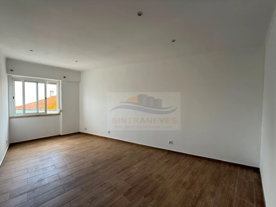 Apartamento T3 para Venda em Venteira Foto 13