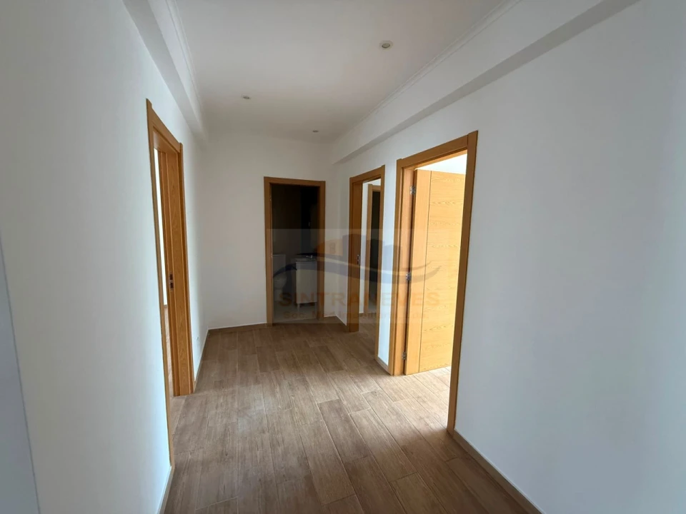 Apartamento T3 para Venda em Venteira Foto 4