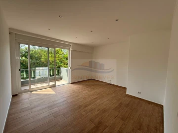 Apartamento T3 para Venda em Venteira