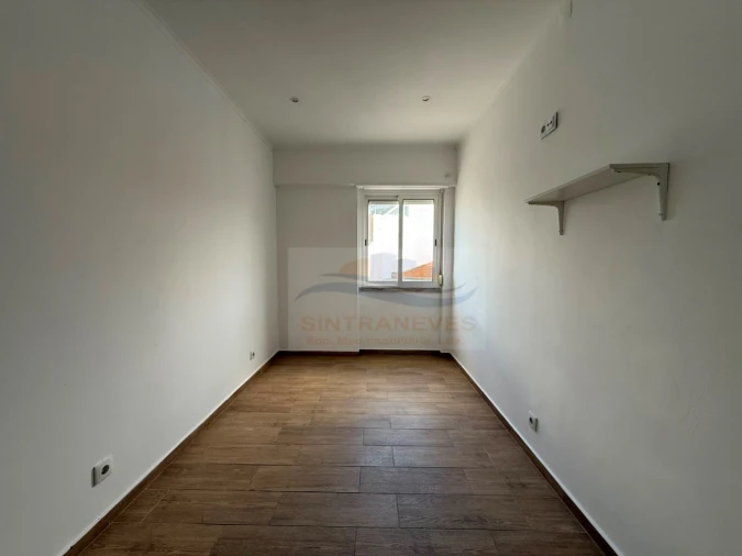 Apartamento T3 para Venda em Venteira Foto 9