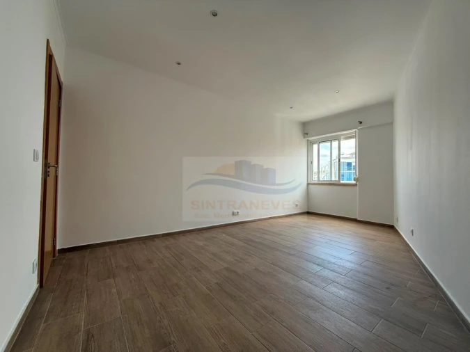 Apartamento T3 para Venda em Venteira Foto 11