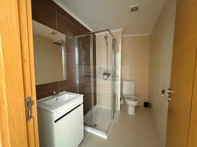 Apartamento T3 para Venda em Venteira Foto 17