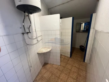 Armazém para Arrendamento em Camarate, Unhos e Apelação