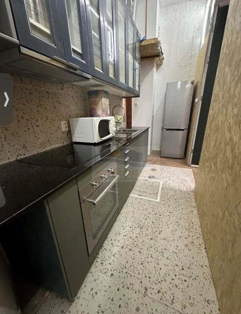 Armazém para Venda em Algueirão-Mem Martins