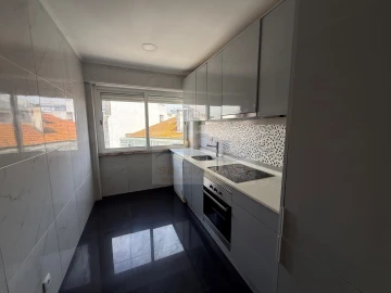 Apartamento T3 para Venda em Venteira