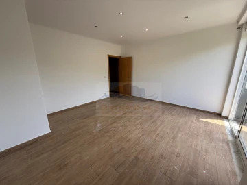 Apartamento T3 para Venda em Venteira